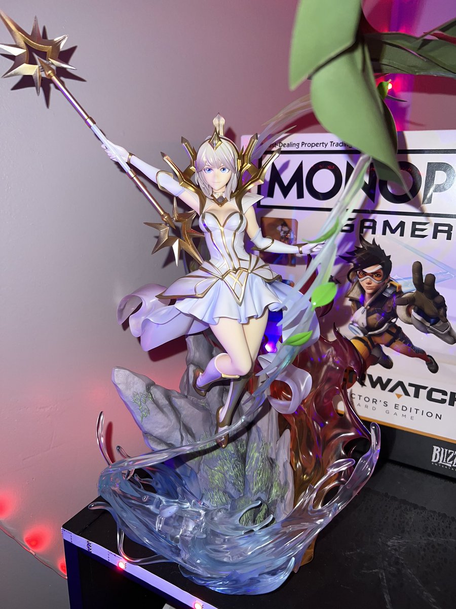 imsoooshawn's tweet photo. Forgot I ordered her likeeeee 5 months ago https://t.co/UGJiQYPL5x
