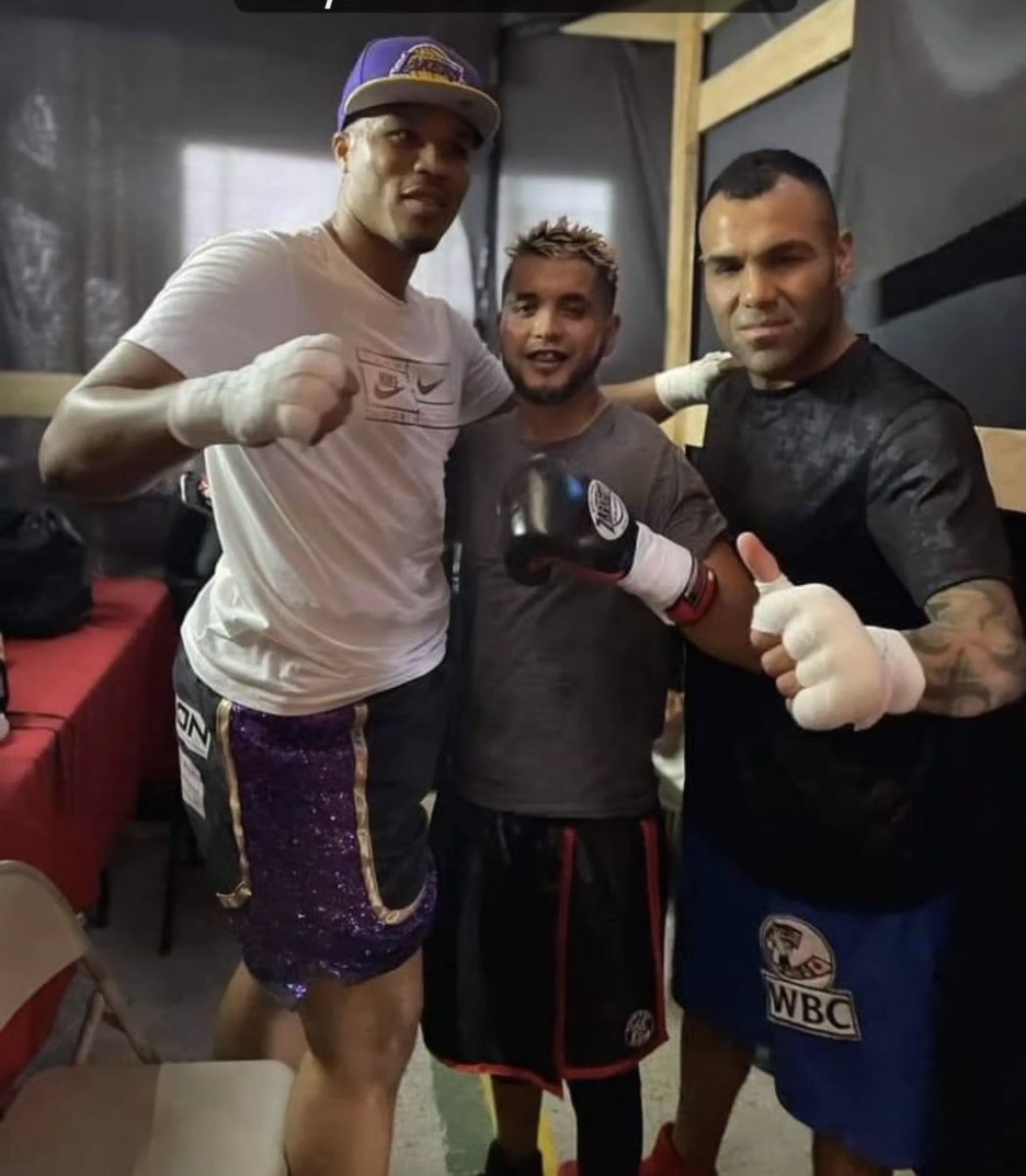 Champions! <a href="/AmenazaGarcia/">La Amenaza Original</a> #Boxing #family #God