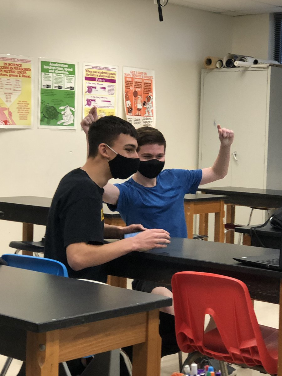 kpierceStL's tweet photo. Congrats to Thomas and Ethan, the OHS Quiz Bowl co-captains on the end of their senior season. It’s been a long and winding road, including a year of virtual competitions, but the team is better for your leadership and contributions! @OHS_Tigers @MehlvilleSD https://t.co/0EjNXwuBYi