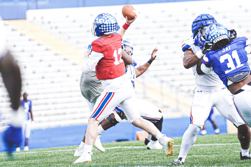 615Gator's tweet photo. We scream for 1️⃣3️⃣! Had an absolutely amazing time @TSUTigersFB Spring Game. #RoarCity #GoBigBlue #FamilyFirst 🐯🔵🔴 https://t.co/93AX0i0LVY