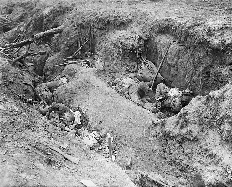 Gerardprofe's tweet photo. Tu que hi has participat, fes un tweet explicant què en penses d'aquesta guerra? Com t'ha afectat estar al front tants anys? Quines desgràcies has vist? Recorda acabar de crear el teu perfil i posar els hastags #historiaaclasselaselva #1gm4a #1gm4b #1gm4c #1gm4d al tweet https://t.co/SYpH2ehjXt