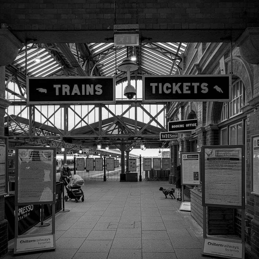 BarryBridgens's tweet photo. Moor Street #birmingham #birminghamuk #igersbirminghamUK #brum #thisisbirmingham #ilovebrum #birminghamlife #brumpic #hellobrum #birminghamphotography #brummie_gems #bhamgram #bhamcitycouncil #0121shooters #westmidsphotocollective #bw #bnw #blackandwhiteโฆ https://t.co/uRHgSTG1w6 https://t.co/cd03jJmhPn