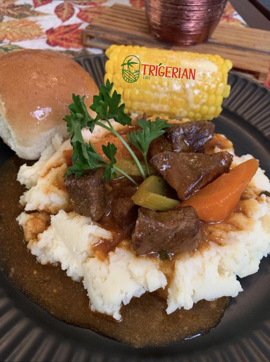 TriEats's tweet photo. A warm and hearty beef stew (unlike a traditional West Indian brown sugar stew), served with fluffy and creamy mashed potatoes, sweet corn on the cob and a herb and butter dinner roll. 

Definitely a comfort meal for a relaxing weekend. Let us help you make it an enjoyable one. https://t.co/g8ib9xoxtL