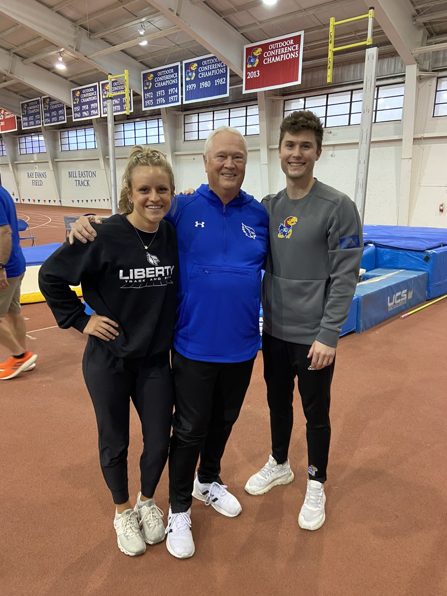 Coach Van Hauen ✝️ tweet media