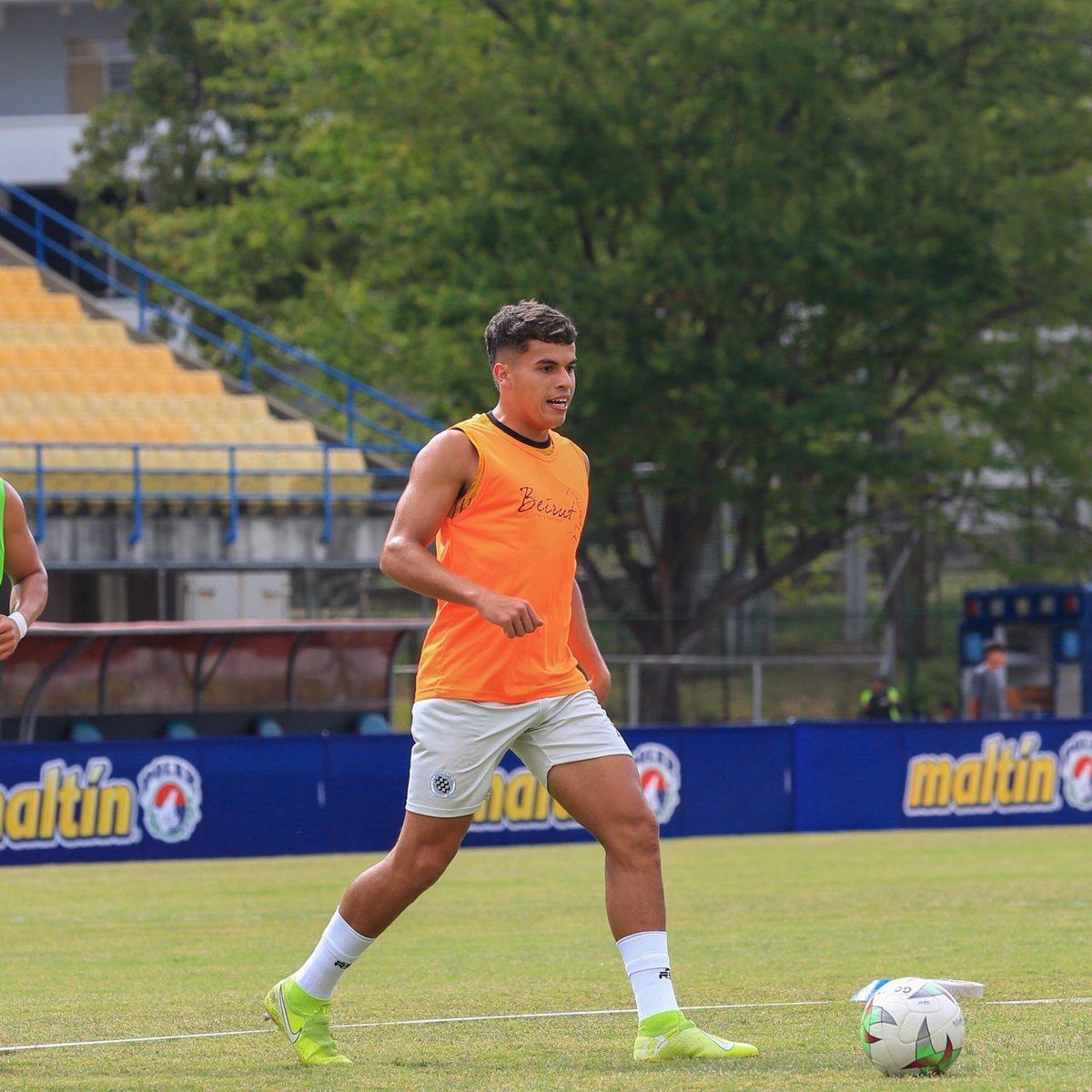 MinerosGuayana's tweet photo. ยกCalienta el equipo guayanรฉs! ๐ช
Listos para el pitazo inicial โ๏ธ
#CFCvsMDG
#VamosMineros โซ๐ต https://t.co/MFRthVlQZh