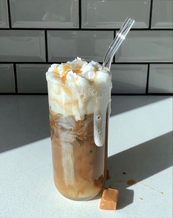 cafe_mlm's tweet image. delivery for mlms who do technical theatre!