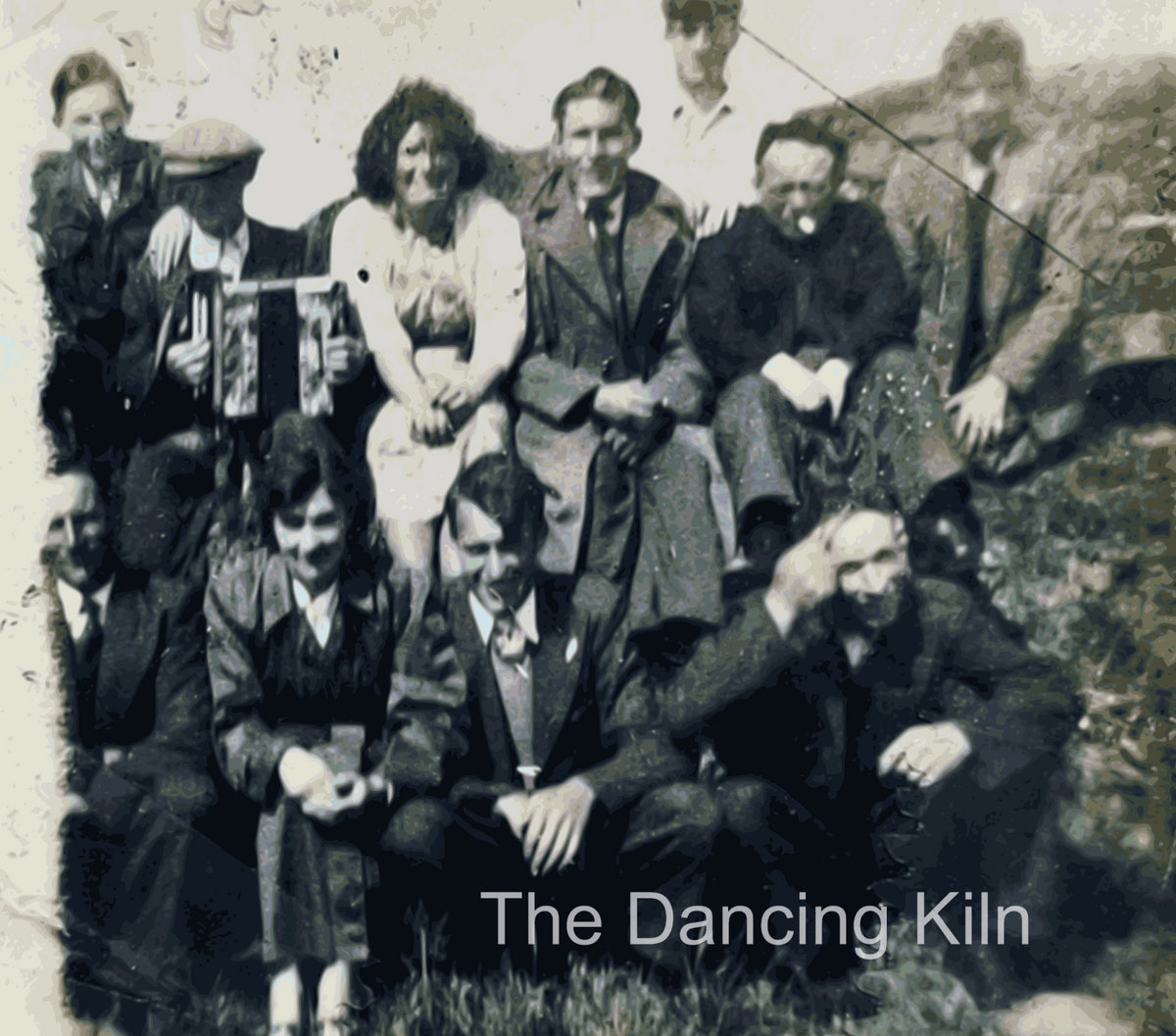 Listening to the Dancing Kiln again after a long break. It's full of lovely music. The new compositions sound like future Sliabh Luachra classics to me.
scullysfest.bandcamp.com/album/the-danc…
