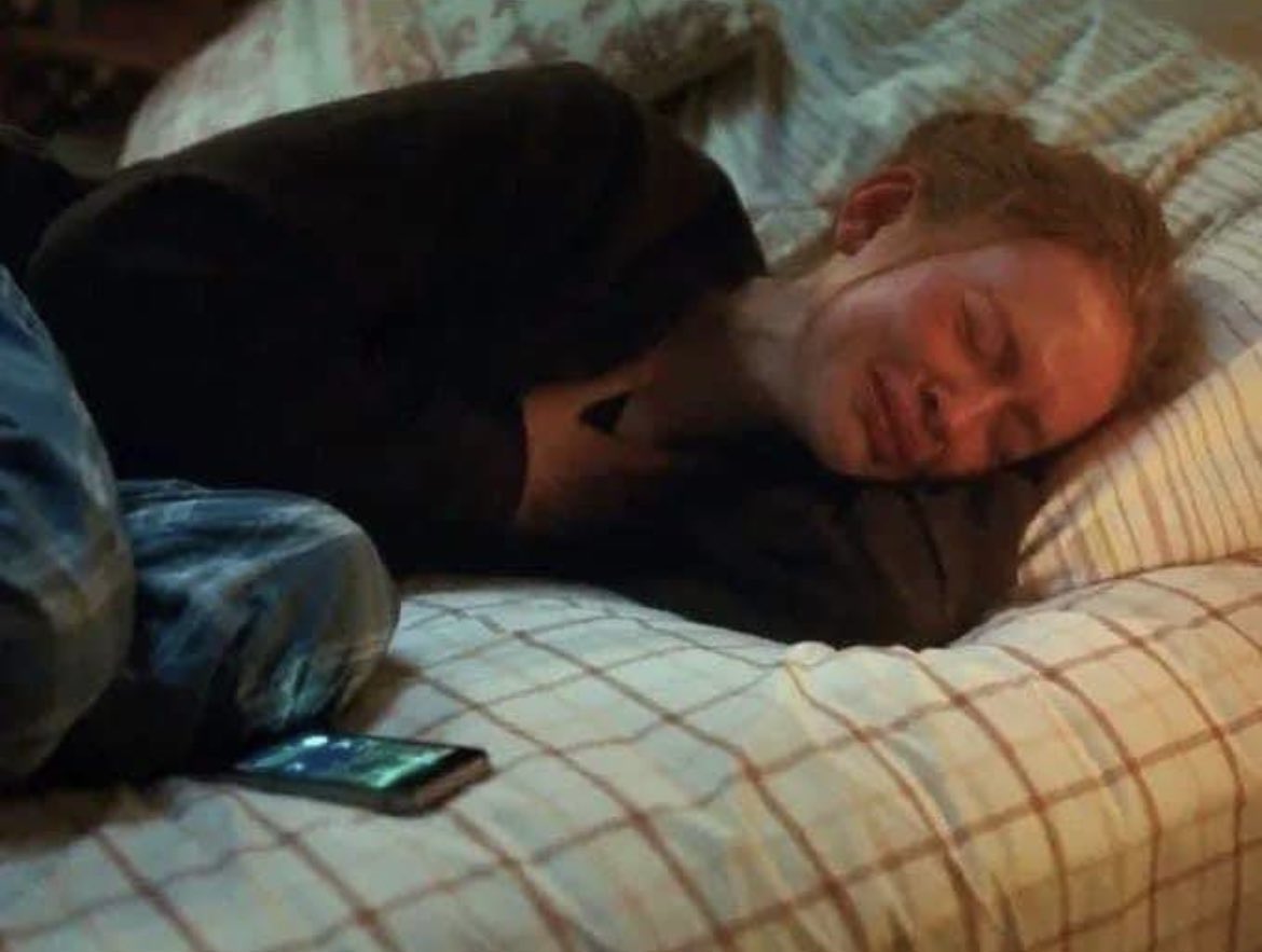 Siz gidin kanka ben gelmicem işim var 
İşim;