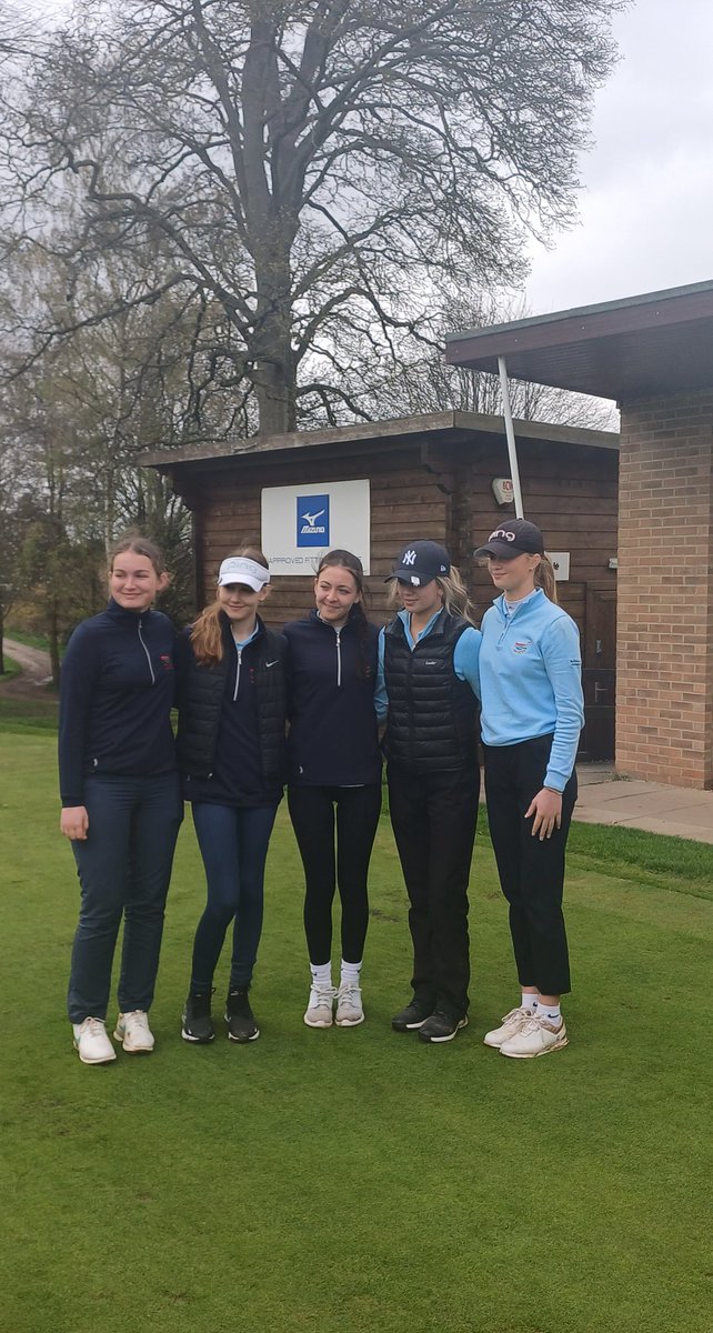 ScarlettGolf's tweet photo. Great day playing for Leicestershire &amp; Rutland girls golf ⛳️scratch team 🦊 v Derbyshire &amp; Lincolnshire  won 1⛳️ lost 1⛳️🦊🦊#girlsgolf https://t.co/F244waetsK