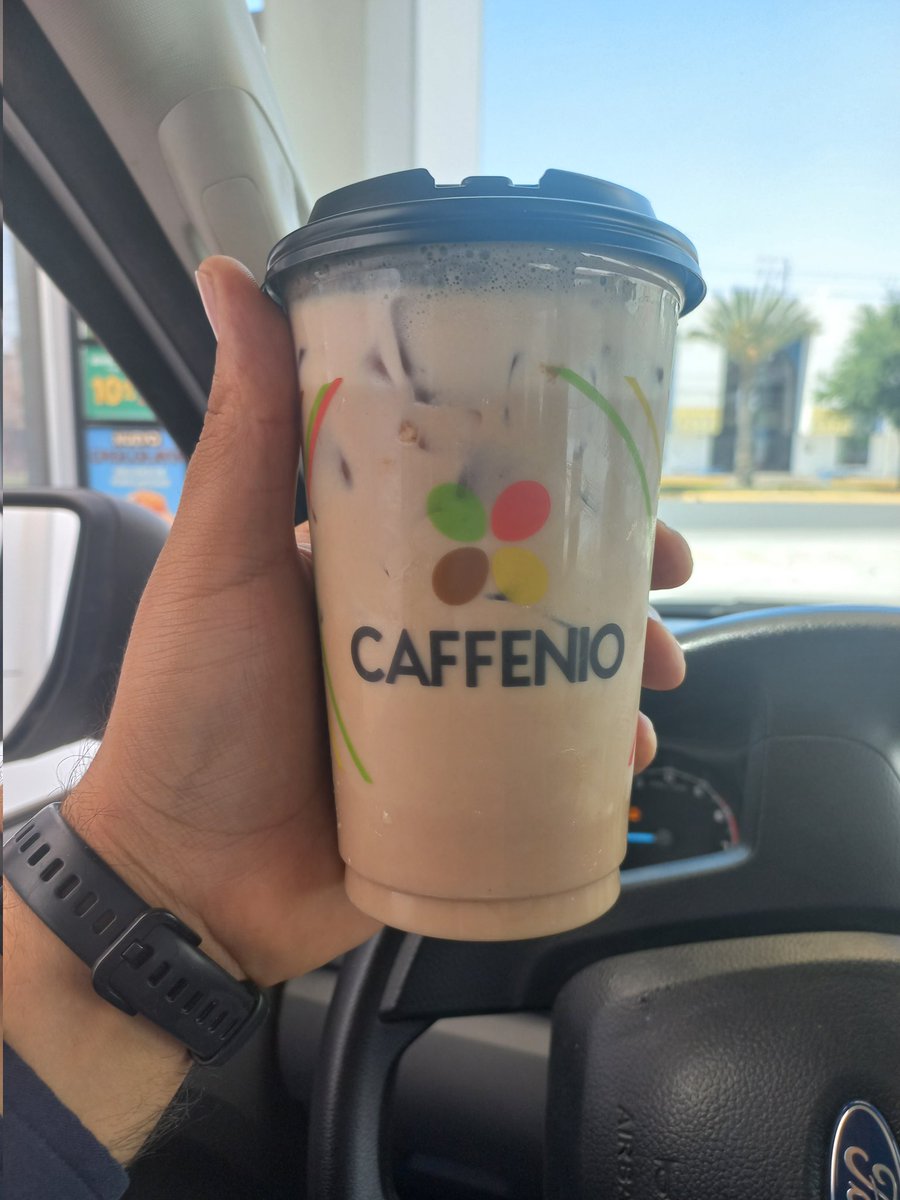 AlanSamaniego's tweet photo. #Melochingo https://t.co/sfmKB7F3Wf