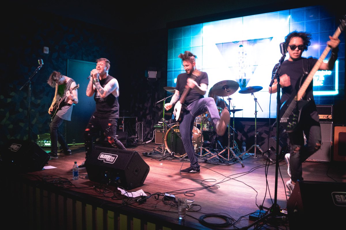 Sleep/less (@sleeplesswpg) on Twitter photo Friday was fantastic!! Friday was fantastic!!