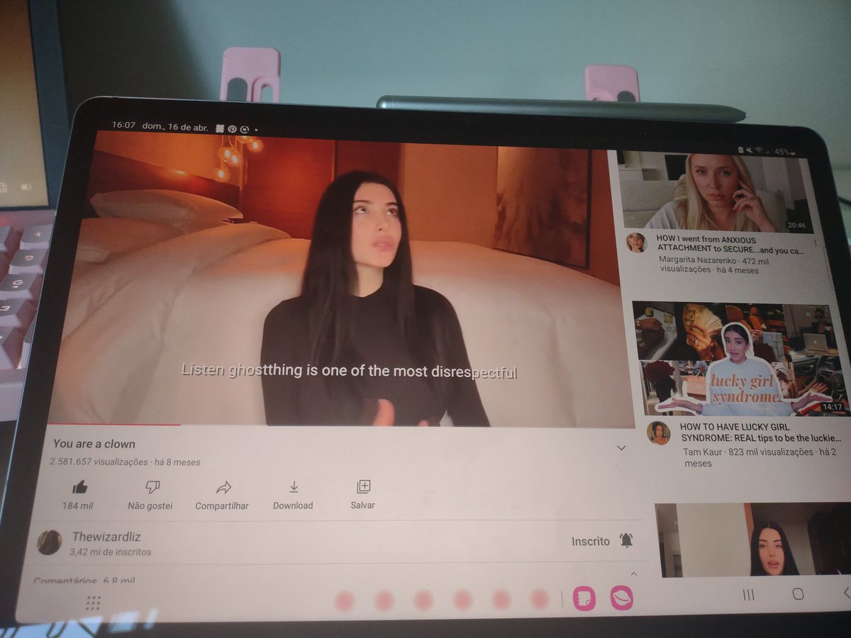 S0LARlA's tweet image. Thewizardliz te vejo como uma figura materna