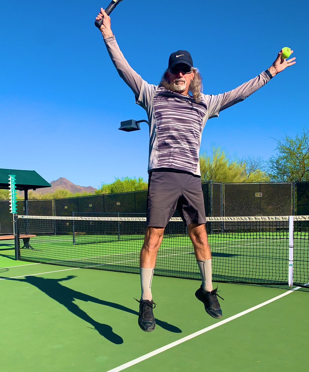 KJtheTennisPro's tweet photo. Where are you playing today? 🎾 it’s another beautiful sunny Spring day in Scottsdale ☀️ Get out and enjoy some exercise on the tennis courts now ‼️
#Scottsdale #ScottsdaleTennisLessons #TennisLessons #LoveTennis #SundayFunday #TennisProLife https://t.co/EMl8w7IwEk