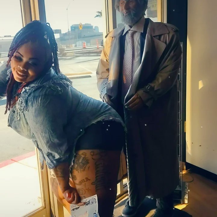 DynamicStarr's tweet photo. https://t.co/m1JPlBgCUl discounted to the next few to subscribe, subscribers will be entered in a drawing!! #dynamicstarr #vegastrip #onlyfanspromo #drawings #fanmessage #kcstarr https://t.co/U42BUhqCAY