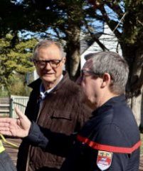 ThierryGautreau's tweet photo. [Brevet JSP 2023]

Seconde journée du sur la commune du POULIGUEN avec les mises en situation pratiques : manœuvres incendie, mise en œuvre de l'ARI (appareil respiratoire isolant) et mise en œuvre du LSPCC (lot de sauvetage et de protection contre les chutes). @SDIS44 @BLebeau44 https://t.co/Nv6MBr68S6
