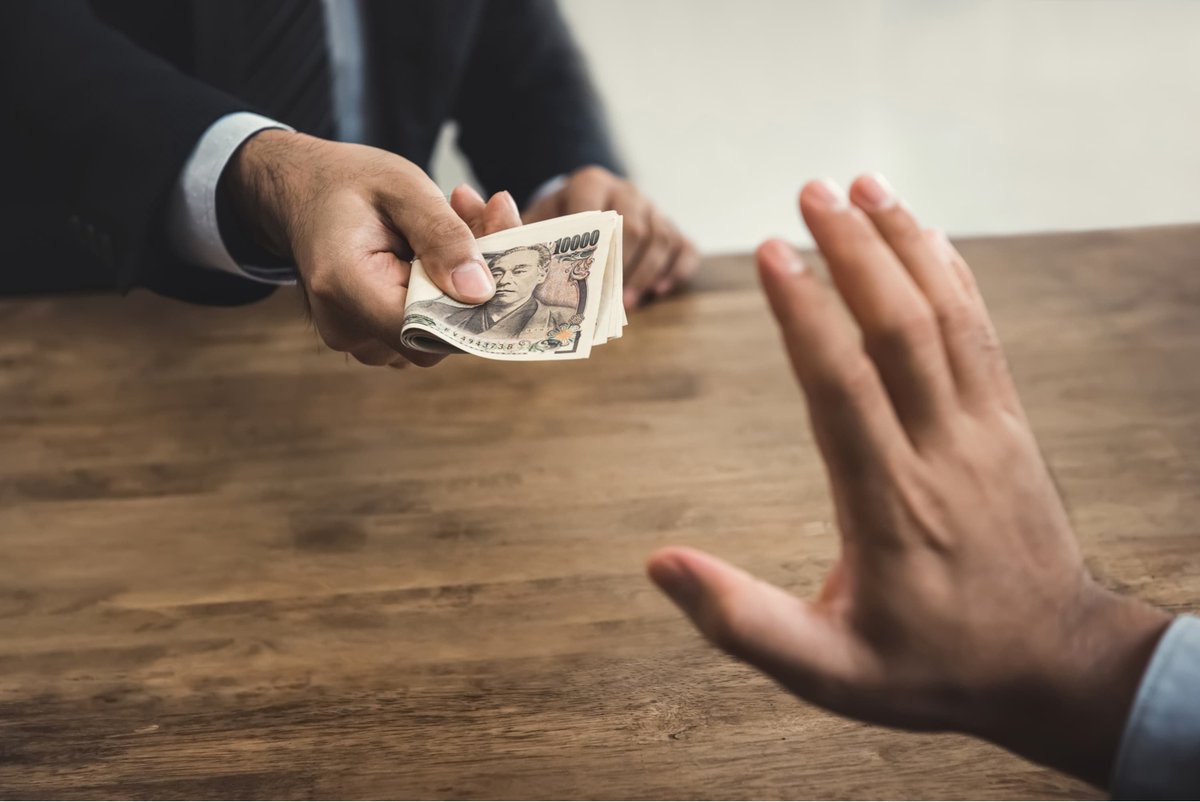 kwiti_'s tweet photo. "لا تطلب من صديقك أبدًا ما لا تستطيع أن تقدمه له".
(ابن سينا)

"Never demand from your friend what you cannot give him."
(Ibn Sina) https://t.co/xHO3HsRgtM