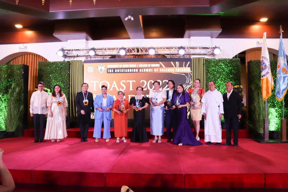 jovefrancisco's tweet photo. #GoUSTe ๐ฏ
On April 1, the UST College of Science honored outstanding graduates @ The Outstanding Alumni of Science Tribute. Glad to be w/ Thomasians who shared their expertise when Covid hit our country & the world. https://t.co/gfsfX0dBTX
#GalingScience #toastawardsnight2023 https://t.co/phJtor2OZF