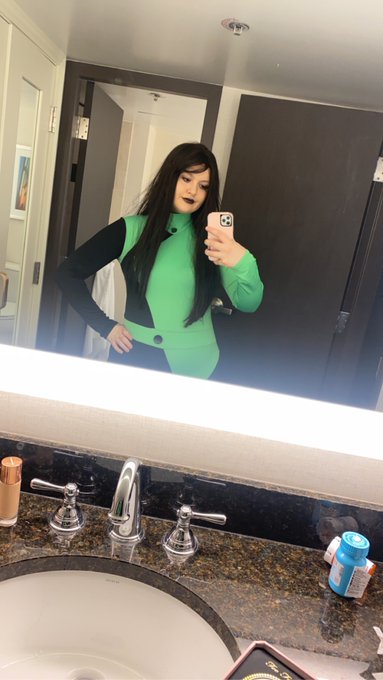 I have so many video ideas but I have to wait till June to record them so they turn out how I want them<a href="/tag/manyvids"class="tags"><span>#manyvids</span></a><a href="/tag/mvsales"class="tags"><span>#mvsales</span></a>