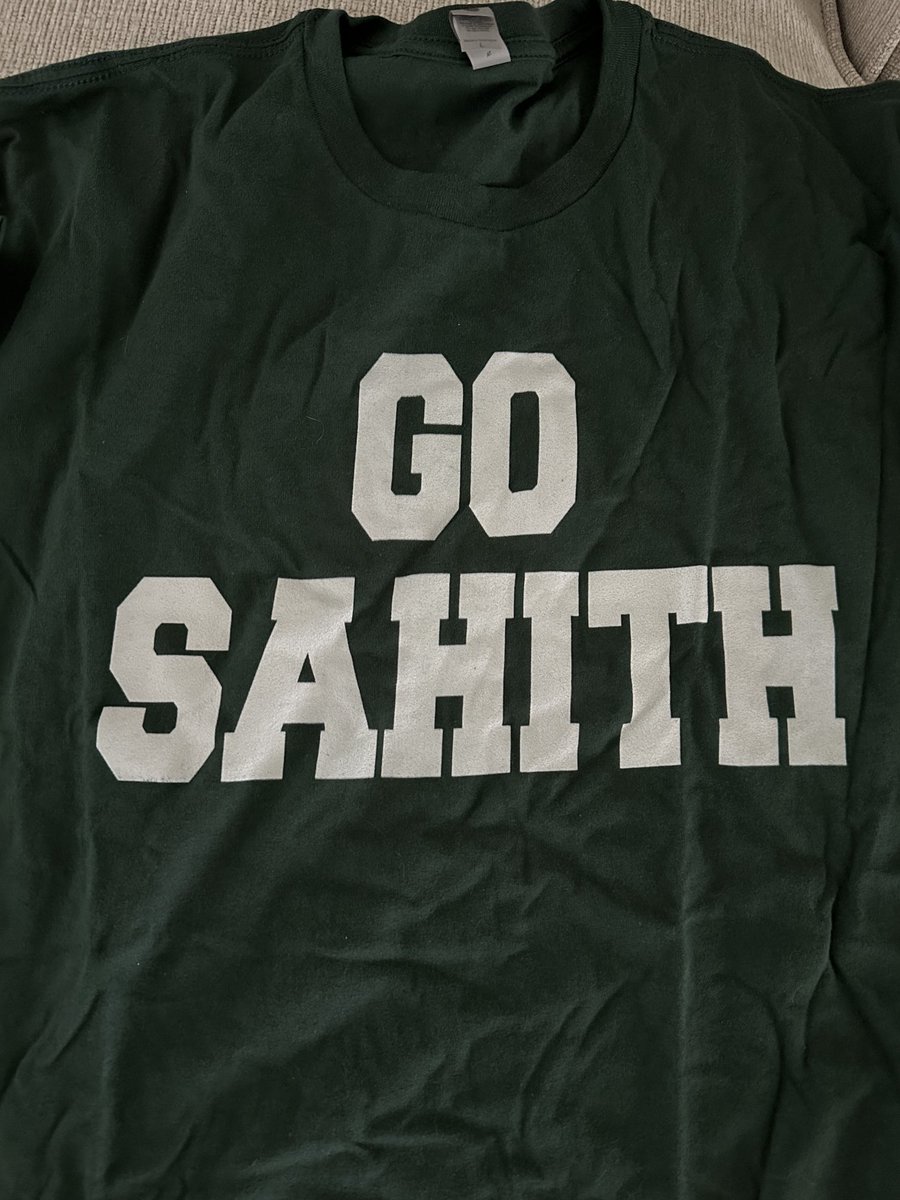 No Laying Up tweet media