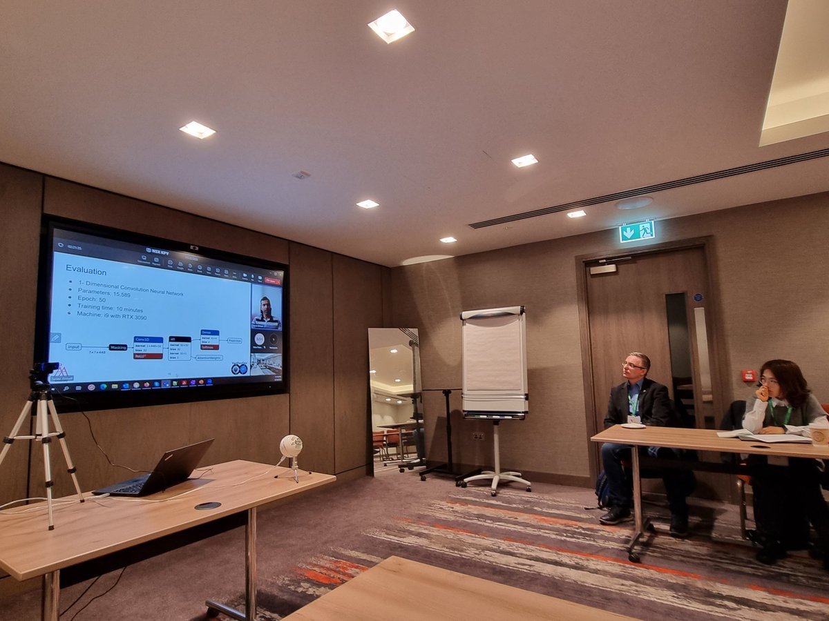 Tanwir Ahmed presenting their intelligent solution for early intrusion detection using deep neural networks at ITEQS 2023. <a href="/drtanwirahmad/">Tanwir Ahmad</a> <a href="/DragosTruscan/">Dragos Truscan</a> conf.researchr.org/home/icst-2023…
#ICST2023