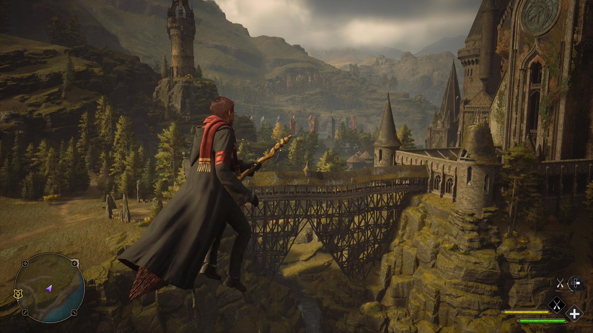 doublerollgames's tweet image. Making some decent progress in #HogwartsLegacy. Got my #hippogriff mount and telescope today. 

Here are some of my recent captures. I love the beauty of this game. 

#PS5 #HarryPotter #Gryffindor