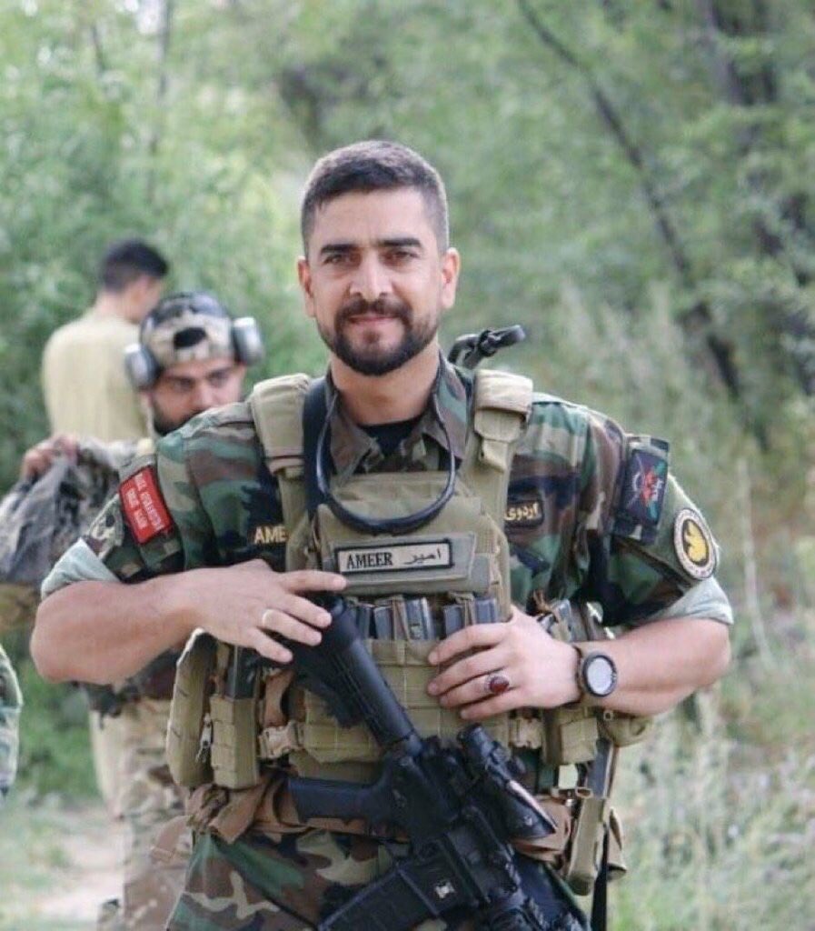 غمت در نهان‌خانه‌ی دل نشیند

#اکمل_امیر