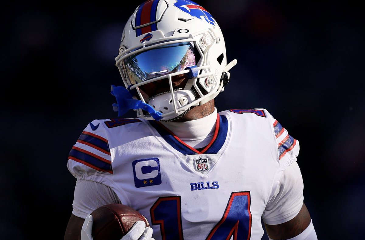 Stefon Diggs was selected 146th overall in the fifth round of the 2015 NFL Draft by the Minnesota Vikings.

19 WR’s were selected ahead of Diggs, and he didn’t forget that.

Since, Diggs leads all WR’s in his class in receptions by 108.

Leads all WR’s in his class in receiving