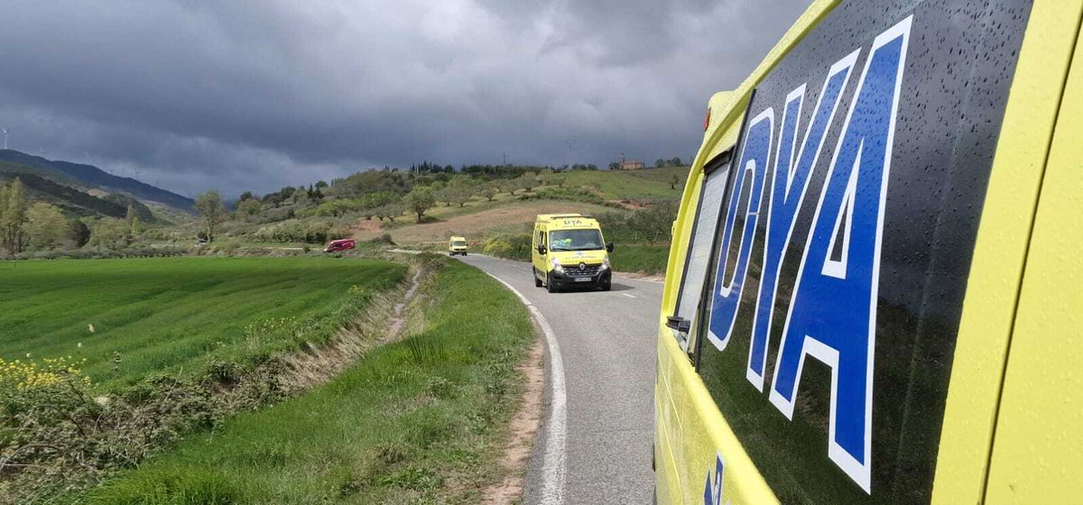 DYANavarra's tweet photo. Vamos a cerrar esta semana, y con ella la primera mitad del mes de abril, con esta imagen tomada por nuestros compañeros ayer al regreso de la III Subida a #Ioar. https://t.co/tDQILuX6nN