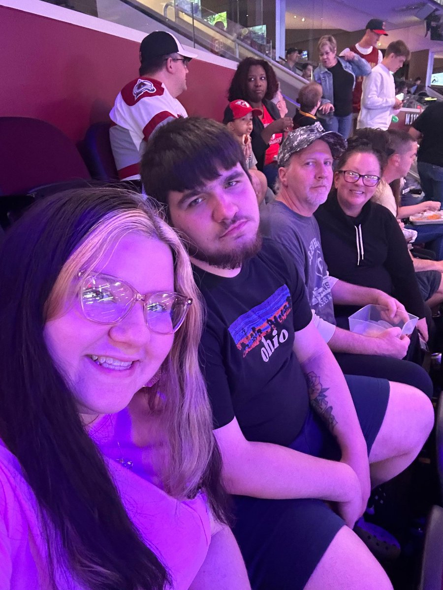 marettaborden's tweet photo. #MonstersHockey #LightTheLand #Cleveland #ClevelandMonsters https://t.co/CXX1hBPXa6