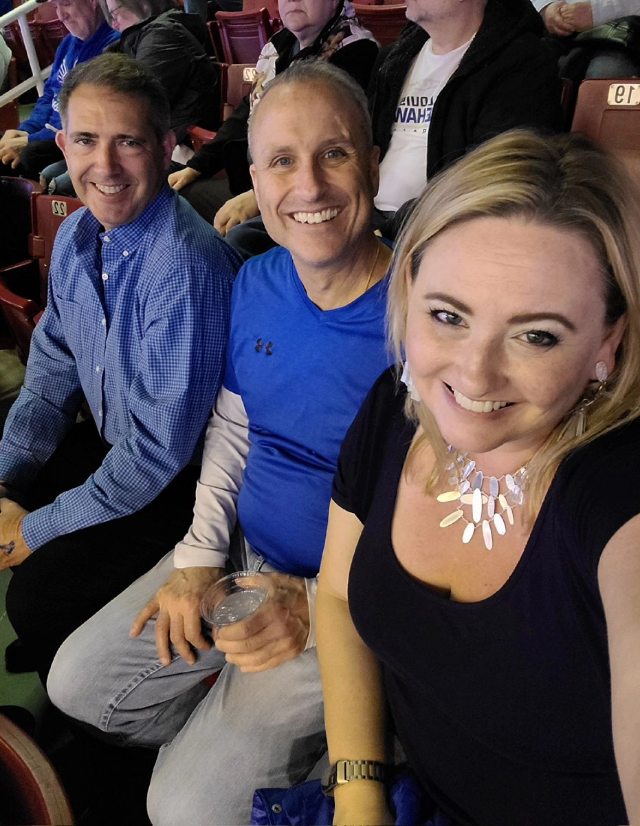 Crystal_R_Bull's tweet photo. #battlehawksgameday https://t.co/M9mzyibOMl