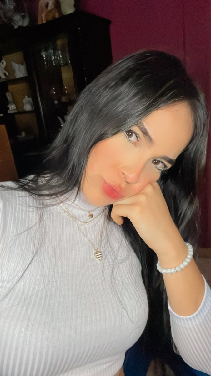 gabibitchof's tweet photo. #latinahot #onlyfans https://t.co/gpU22uvbrH