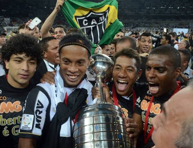 beatrizp_013's tweet photo. professor: vcs viram isso em 2013

eu em 2013: https://t.co/hlXRK2s2oj