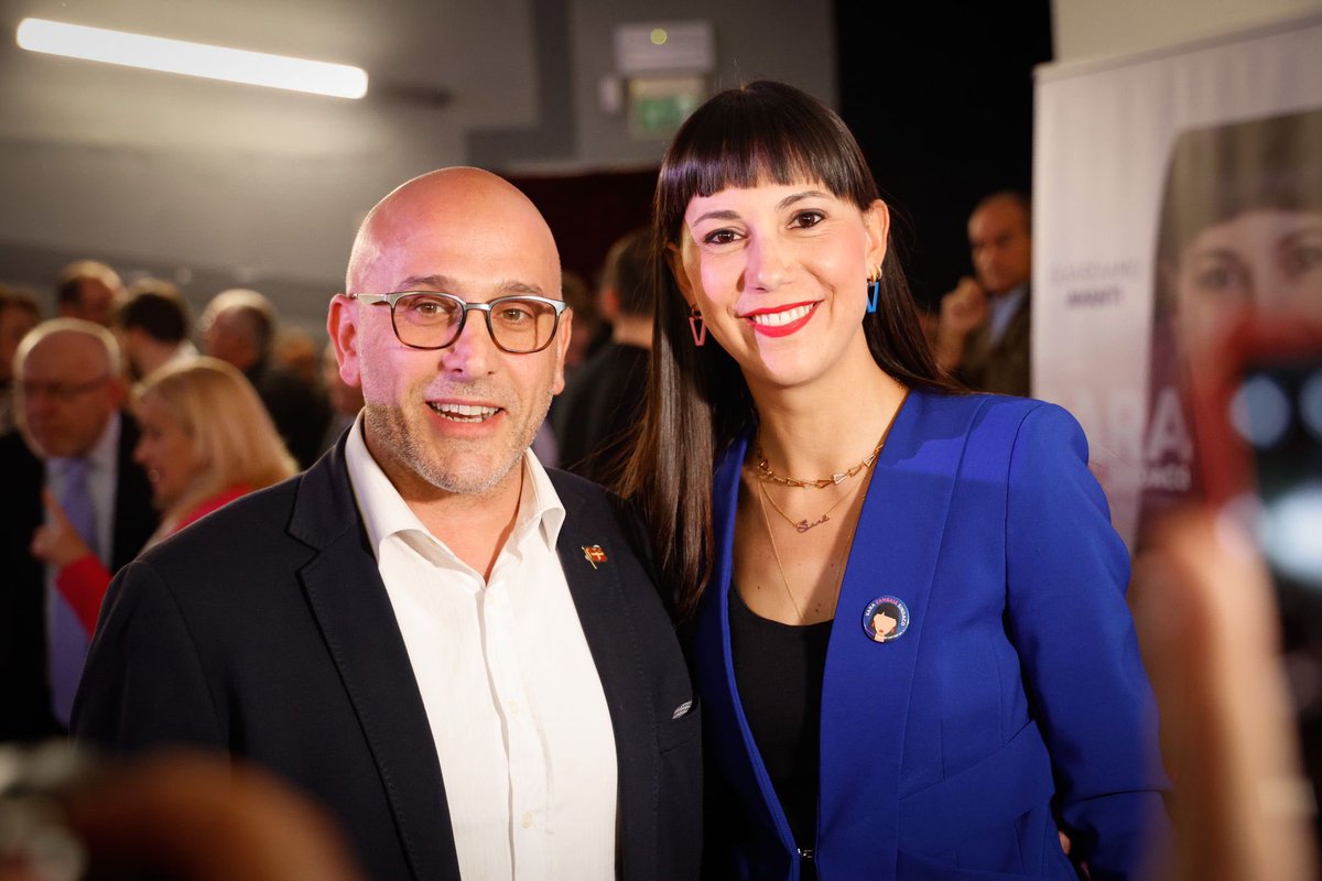 Stefano Allasia ن (@stefanoallasia) on Twitter photo #mifidodisara Pianezza guarda al futuro! Sara Zambaia Sindaco. <a href="/Alberto_Cirio/">Alberto Cirio</a> <a href="/sarazambaia/">Sara Zambaia</a> <a href="/Elmac71/">Elena Maccanti</a> <a href="/alebenvenuto/">Alessandro Benvenuto</a> <a href="/FabrizioRicca/">Fabrizio Ricca</a> #mifidodisara Pianezza guarda al futuro! Sara Zambaia Sindaco. <a href="/Alberto_Cirio/">Alberto Cirio</a> <a href="/sarazambaia/">Sara Zambaia</a> <a href="/Elmac71/">Elena Maccanti</a> <a href="/alebenvenuto/">Alessandro Benvenuto</a> <a href="/FabrizioRicca/">Fabrizio Ricca</a>