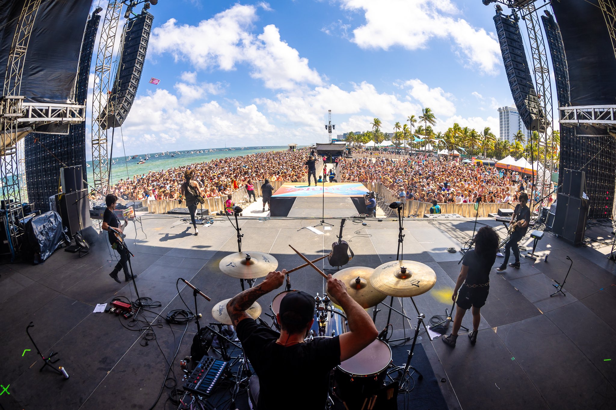 TortugaMusicFestival (festivaltortuga) / Twitter
