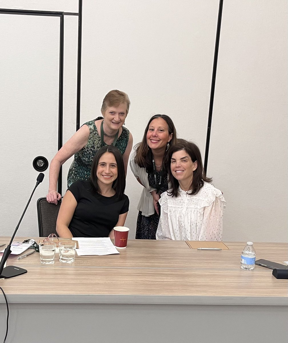 RachelLF_LMSW's tweet photo. Completed my own #exposure this weekend and gave my first academic presentation at the  @ADAAConference. Thank you to everyone who made this such a fun weekend! #ADAA2023 #ADAAearlycareer https://t.co/DeUcI7lGnw