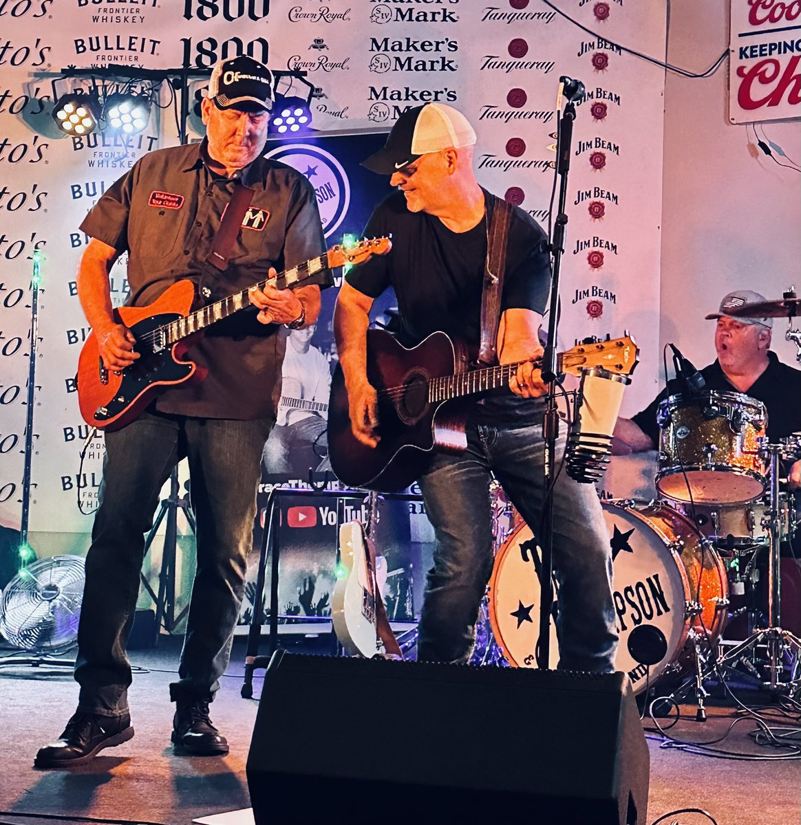 A special thank you to everyone who joined us at That Place this weekend!!  Always a great time seeing everyone.  Thank you for your continued support.  Much love #livemusic #countrymusic #singersongwriter