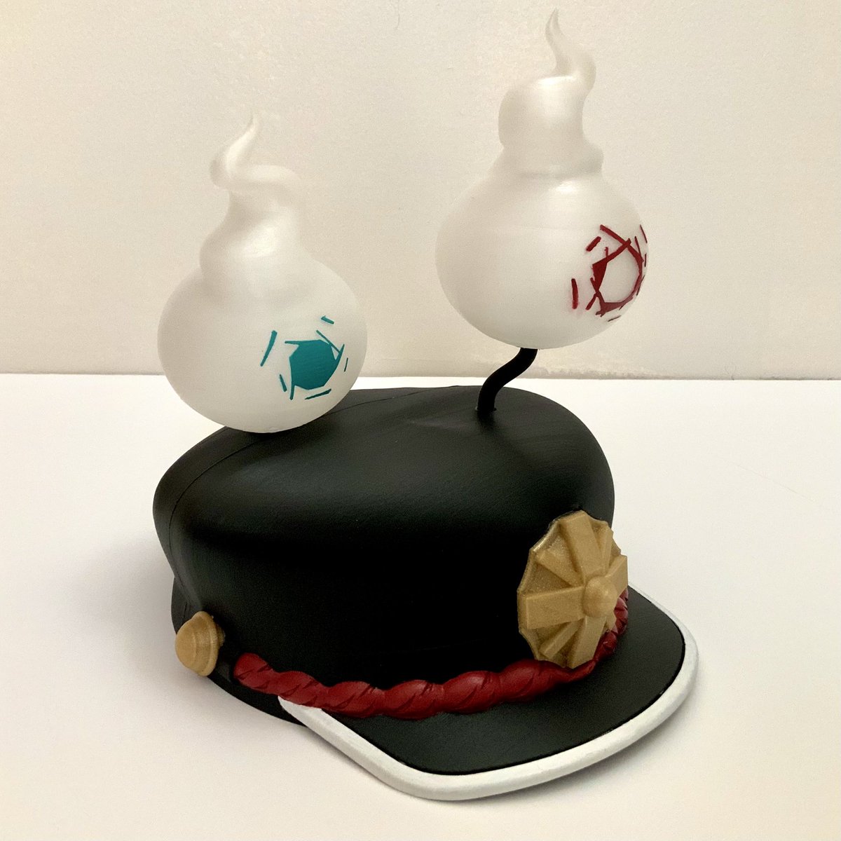 006_code's tweet photo. Finally able to post My very first 3D print commission. Toilet bound hannako-kun’s  hat with his two spirits that light up💡
i will post in progress pics in the next couple of days. Super proud of how this turned out!! https://t.co/cDa7DhcVke
