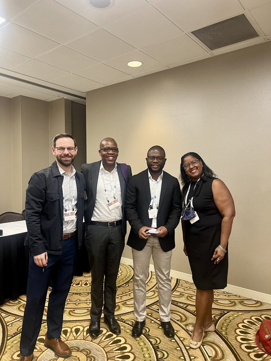 PedroDPManuel2's tweet photo. The past few months have been both challenging and incredibly empowering to me. I have become a member of the MPSA - Midwest Political Science Association. 
Last week,I participated in the Midwest Political Science Association's 80th Annual Conference in Chicago #MPSA2023 https://t.co/Muhm5ytb7D