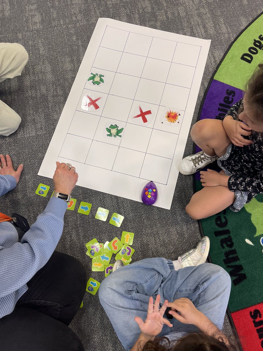 BookSmith123's tweet photo. Mice spotted at Smith School??? 🐭 No! Just kindergarteners coding a codable mouse through mazes! Phew!! @J_SpencerSmith @TenaflySchools https://t.co/7HUR8xbfSO