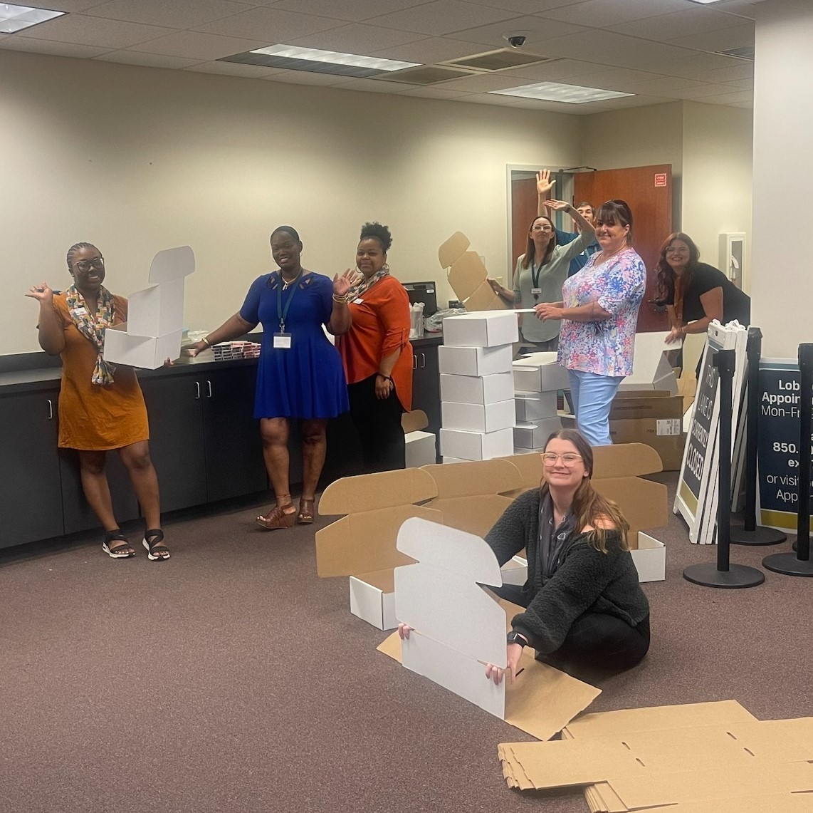 PenAirCU's tweet photo. Being a #ForceForGood in the communities we serve is what #Communerosity® is all about. Each month Pen Air employees build family welcome bags for Covenant Care's Inpatient Units. Thank you to our employees for #EnhancingLives❤️ https://t.co/jKmnBmbQkn