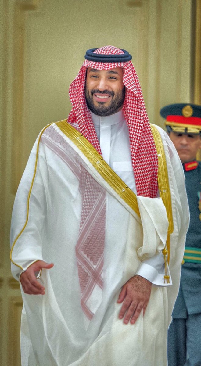 zabin2011's tweet photo. بمناسبة #البيعه_السادسه_لولى_العهد أقول كلنا محبة ، وولاء ، وصادق الدعاء ..
بالتوفيق والسداد ، والعز والرشاد. https://t.co/1xCogm5Wx3
