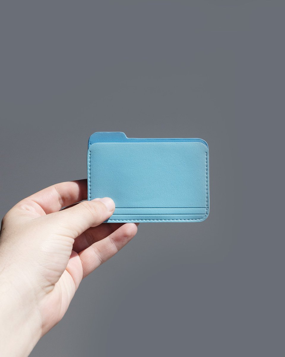 sometimesa1ways's tweet photo. Artist @Nikbentel has made an expressive physical wallet that looks like a macOS folder 📁 titled as 'The Untitled Folder Wallet'

Available here → https://t.co/goOSGZ3jOP https://t.co/IXIKDWHKuY
