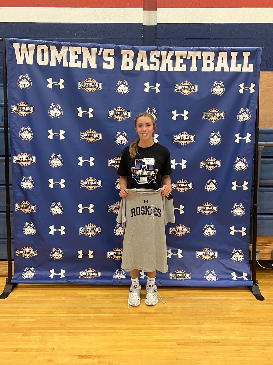 After a great conversation with Head Coach @HCUCoachDonna I am blessed to say I have received a D1 Offer from Houston Christian University <a href="/HCUWBB/">HCU Women's Basketball</a> ! Thankful for the amazing coaches and this opportunity! 
@CoachTayStay <a href="/ChanceWestmore2/">Chance Westmoreland</a> <a href="/AHSLadyEagles/">Argyle Lady Eagles Basketball</a> <a href="/TLSBasketball/">Texas LoneStar</a>