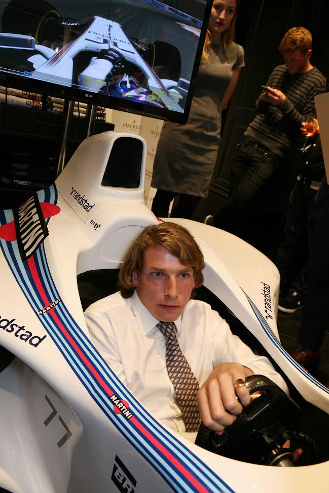 RaceSimCentral's tweet image. Freddie Hunt is all-focus while in a Williams show simulator using rFactor back in 2015. #simracing #rfactor