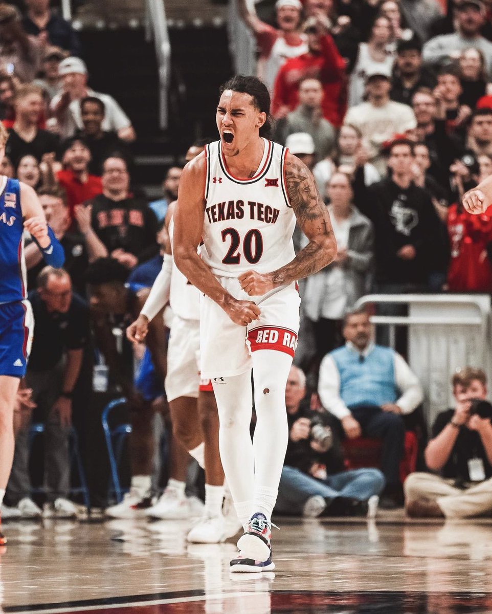 tobias_bass's tweet photo. 🚨BREAKING: #TexasTech wing Jaylon Tyson will enter the transfer portal after having a few conversations with the new staff 

Tyson averaged 10.7 points, 6.1 rebounds and 1.3 assists per game on 48/40/72 shooting splits 

Will receive a TON of interest @TheAthletic https://t.co/qKMK3Cm87n