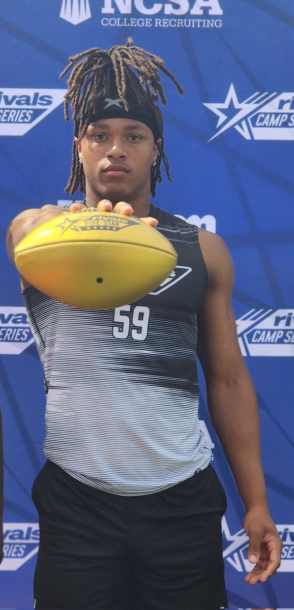 Tyler16Atkinson's tweet image. Earned the Golden Ball at my 1st @Rivals Camp!! #Nonnegotiable‼️
6-0 against top OL guys @CoachSB_4theG @adamgorney @RivalsFriedman @Mansell247 @ChadSimmons_ @adidasfootball @XenithFootball @Mhoward38 @BigCoachMarvin @Birm @MattDeBary @Julie_Boudwin @RecruitGeorgia @GDPsports