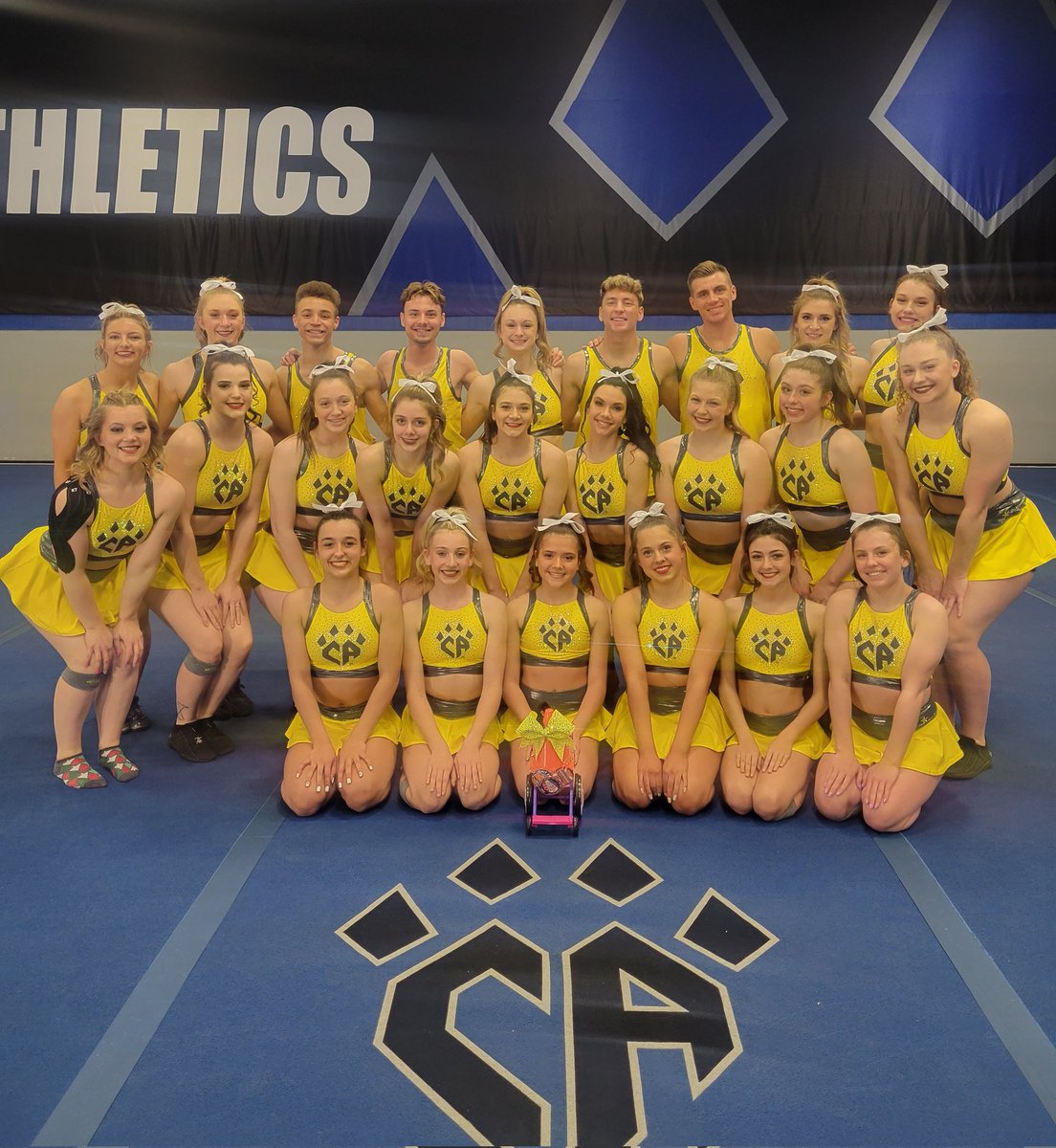 CA_Steelcats's tweet photo. Sendoff showcase day and we love our custom #RebelAthletics practice wear!! 😻 https://t.co/pNvY9eDRIU