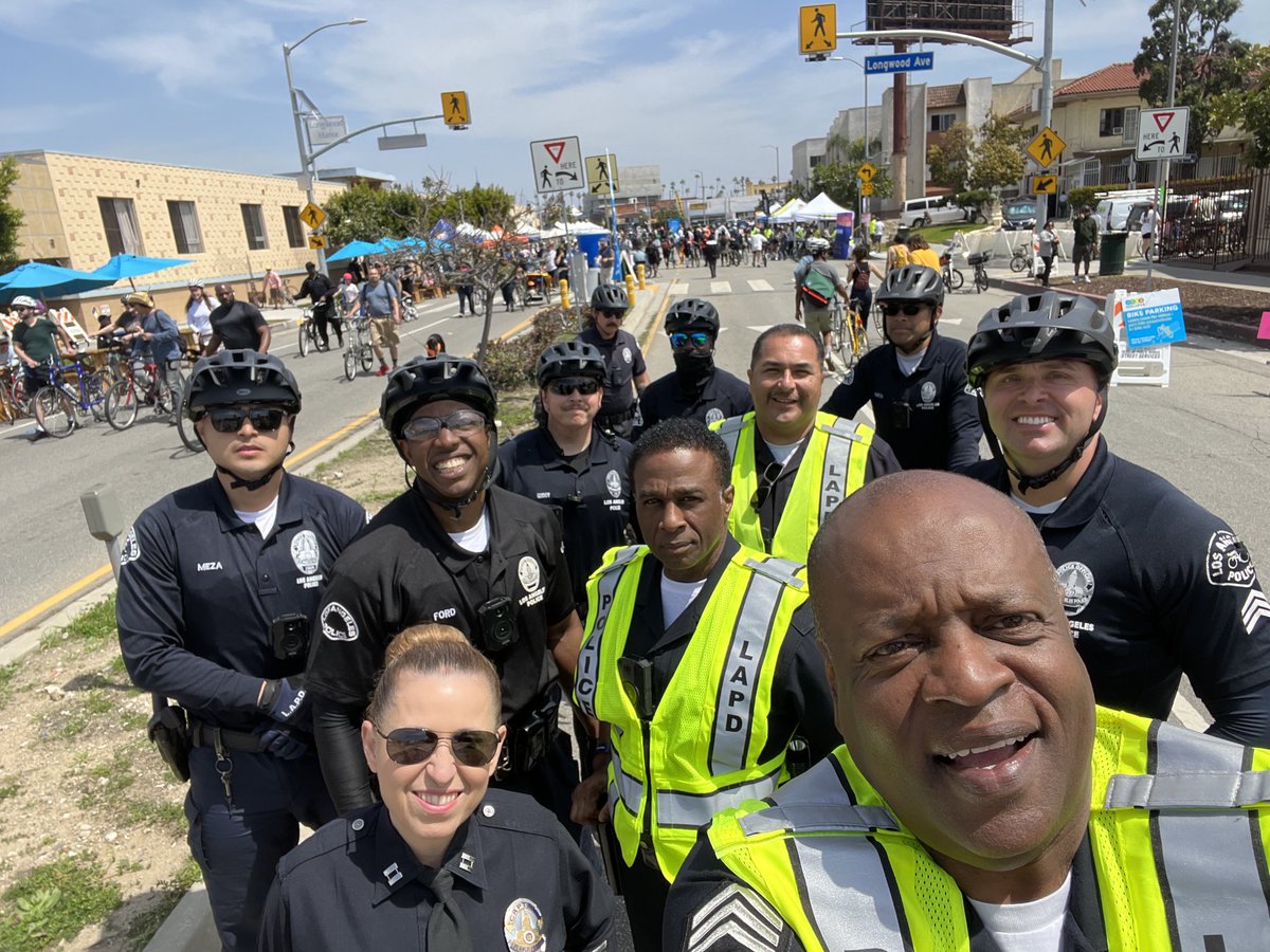 LAPD Wilshire tweet media