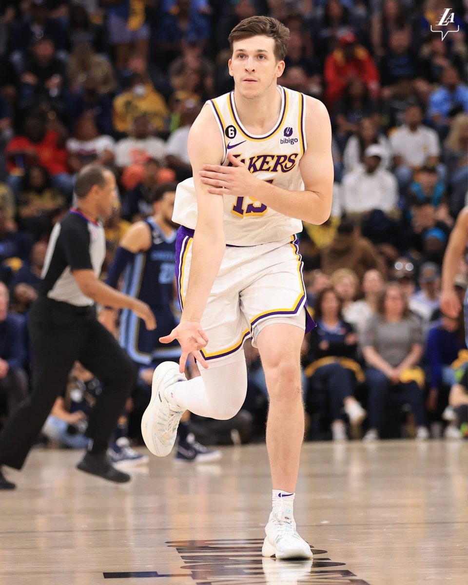 demas6Basket's tweet photo. De NO ser elegido en el Draft, a convertirse en uno de los jugadores más importantes y determinantes en un equipo donde están LeBron James y Anthony Davis.

Austin Reaves, amigos.

📸@Lakers https://t.co/OZffw2bk5f