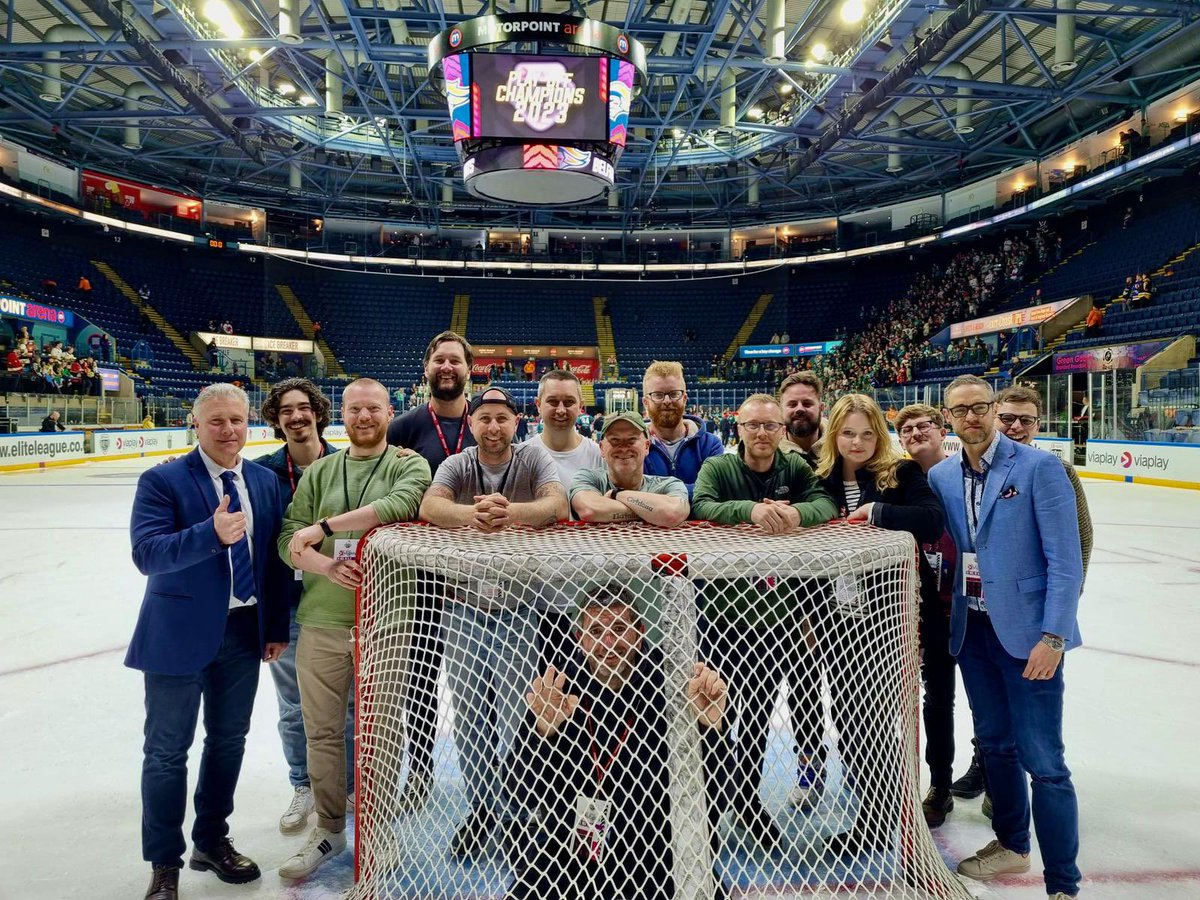 That’s a wrap! Very enjoyable hockey journey with the good folks at <a href="/QTV_Sports/">QTV</a> - a memorable EIHL season on Viaplay. 📺🏒